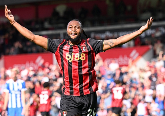 足總杯第3輪：曼城大勝?？巳爻?，<a href='/news/tag/1161012' style='color: blue;'>塞梅尼奧</a>首秀驚艷全場